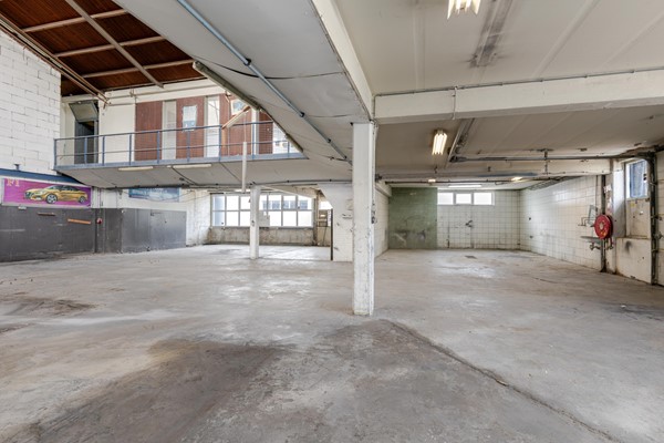 Medium property photo - Loetestraat 2, 3044 AX Rotterdam